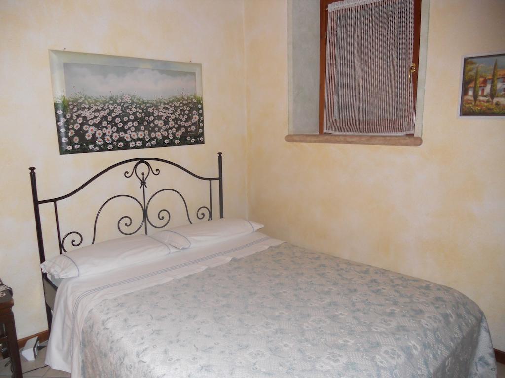 Villa Agriturismo Le Mura Del Gherlo à Valeggio sul Mincio Chambre photo